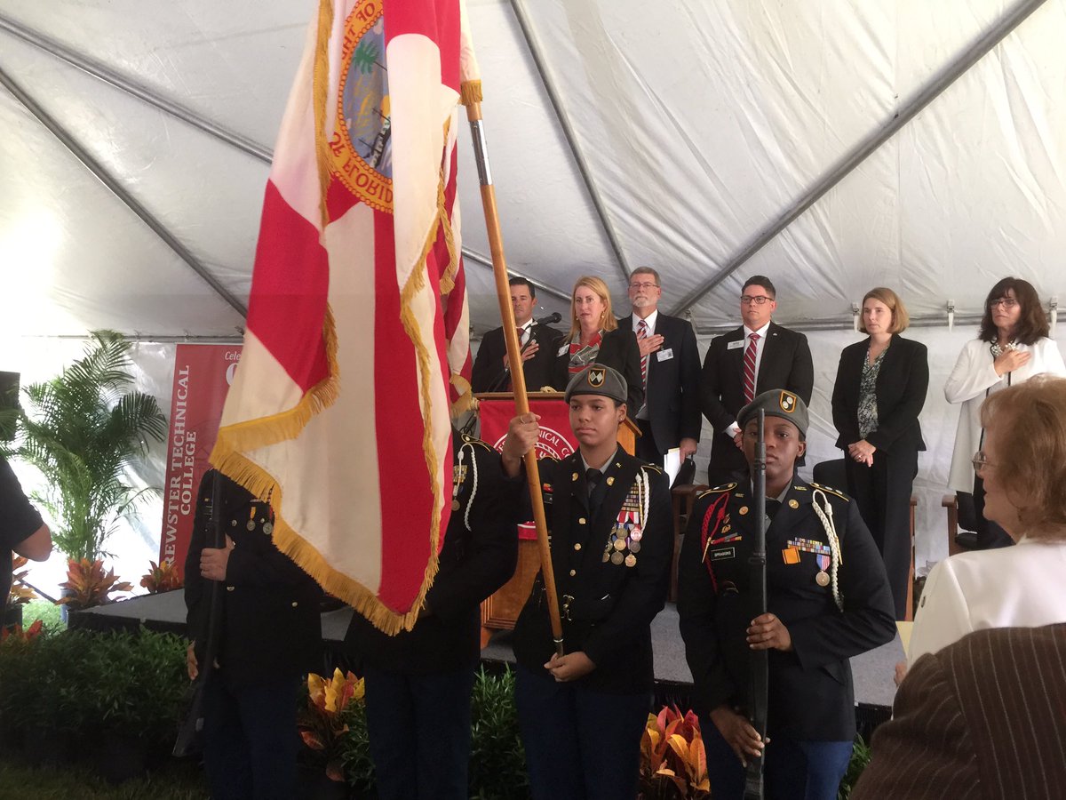 berrygirl1256's tweet photo. Brewster Technical College 90 years of Excellence. Hillsborough HS JROTC. #hcpsctae #preparestudentsforlife #jrotc https://t.co/gWfXyz03Lv
