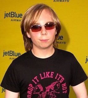 DSTree_'s tweet photo. Lmao why does Hillary Clinton look like an older Beans from Even Stevens https://t.co/sNZbRqkacq
