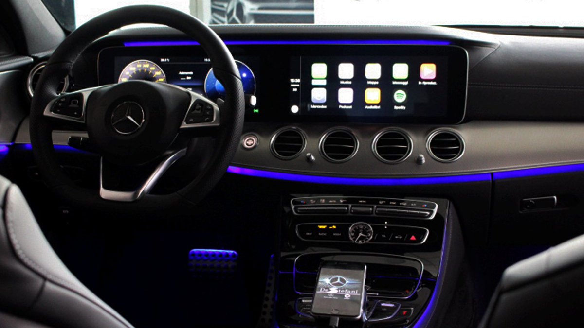 Con #AppleCarPlay puoi avere il nuovo #IPhone7 configurato sulla tua #Mercedes
#destefaniauto #IPhone7PreOrder #tech