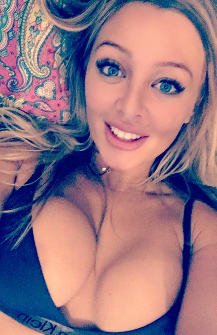 on https://t.co/lMNRFs74D0 @saucytimedotcom &amp; https://t.co/BdpoROWBEk til 7pm today! Skype shows too<a class="tags" target="_blank" title="On Twitter" href="/?out=eyJ0eXAiOiJKV1QiLCJhbGciOiJIUzUxMiJ9.eyJpYXQiOjE3MjE2Njg3OTUsImlzcyI6InR3cG9ybnN0YXJzLmNvbSIsIm5iZiI6MTcyMTY2ODc5NSwiZXhwIjoxNzUzMjA0Nzk1LCJyZWRpcmVjdF91cmwiOiJodHRwczovL3R3aXR0ZXIuY29tL3NhdWN5dGltZWRvdGNvbSJ9.AAPH6YaLEW53mQhn5ivAlH0AvNgYu7Zoo37RfwE0DOTIXUmPnIvdgHrPVl18gf9YK7P77sCZJKAKkfwvxCV7Dg">@saucytimedotcom</a><a href="/tag/bargain"class="tags"><span>#bargain</span></a>