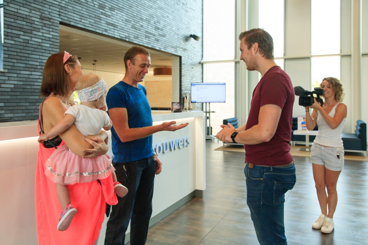 Door de kracht van Social Media hebben we gelukkig de eigenaar van de ring weten te vinden. Iedereen bedankt!