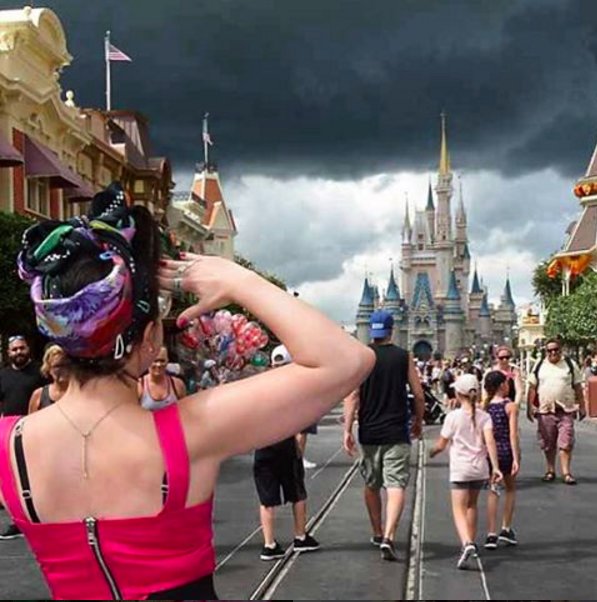 MissVickyViola's tweet photo. Wish all crap weather looked this magical when falling upon our kingdom! #unitedkingdom #tbt #nofilter #magickingdom https://t.co/BfzxR3jAOP