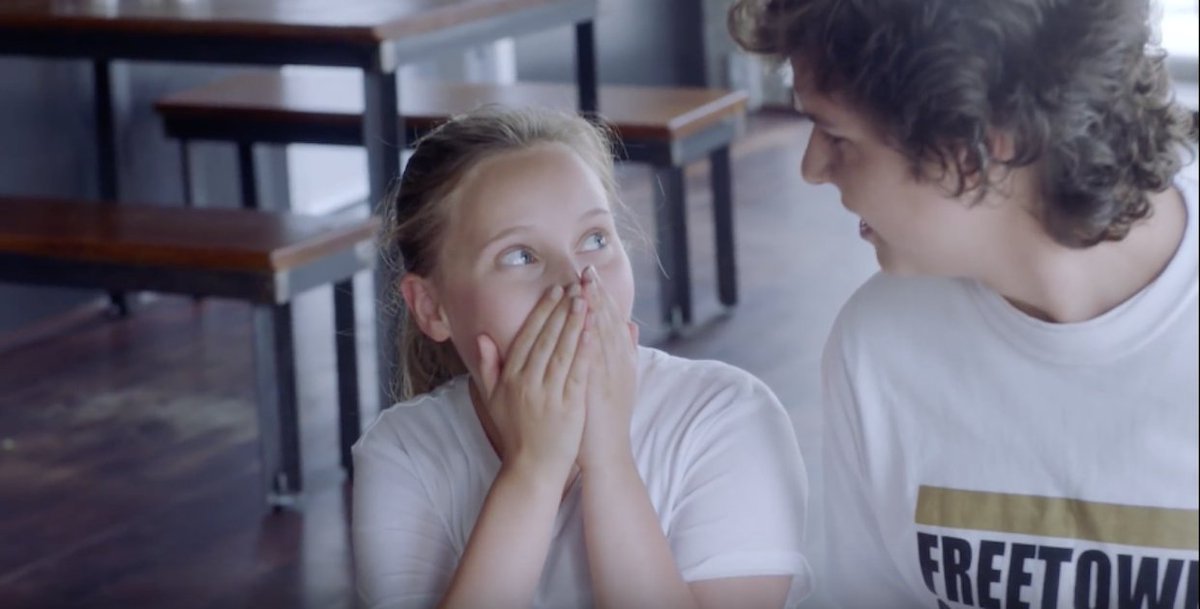 <a href="/YouSeeDK/">YouSee</a>-film nåede ud til millioner. llk.dk/4hjtd6 <a href="/LukasGraham/">Lukas Graham</a> <a href="/CPBcopenhagen/">CP+B Copenhagen</a> <a href="/universaldk/">Universal Music DK</a> @iih #Nobody