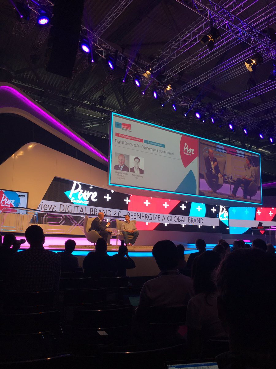 MarkenTweets's tweet photo. "If you are not simple and clear, you will lose." @timarmstrongaol from AOL #SMPlus auf der #dmexco2016 https://t.co/0BFbb7nPq2