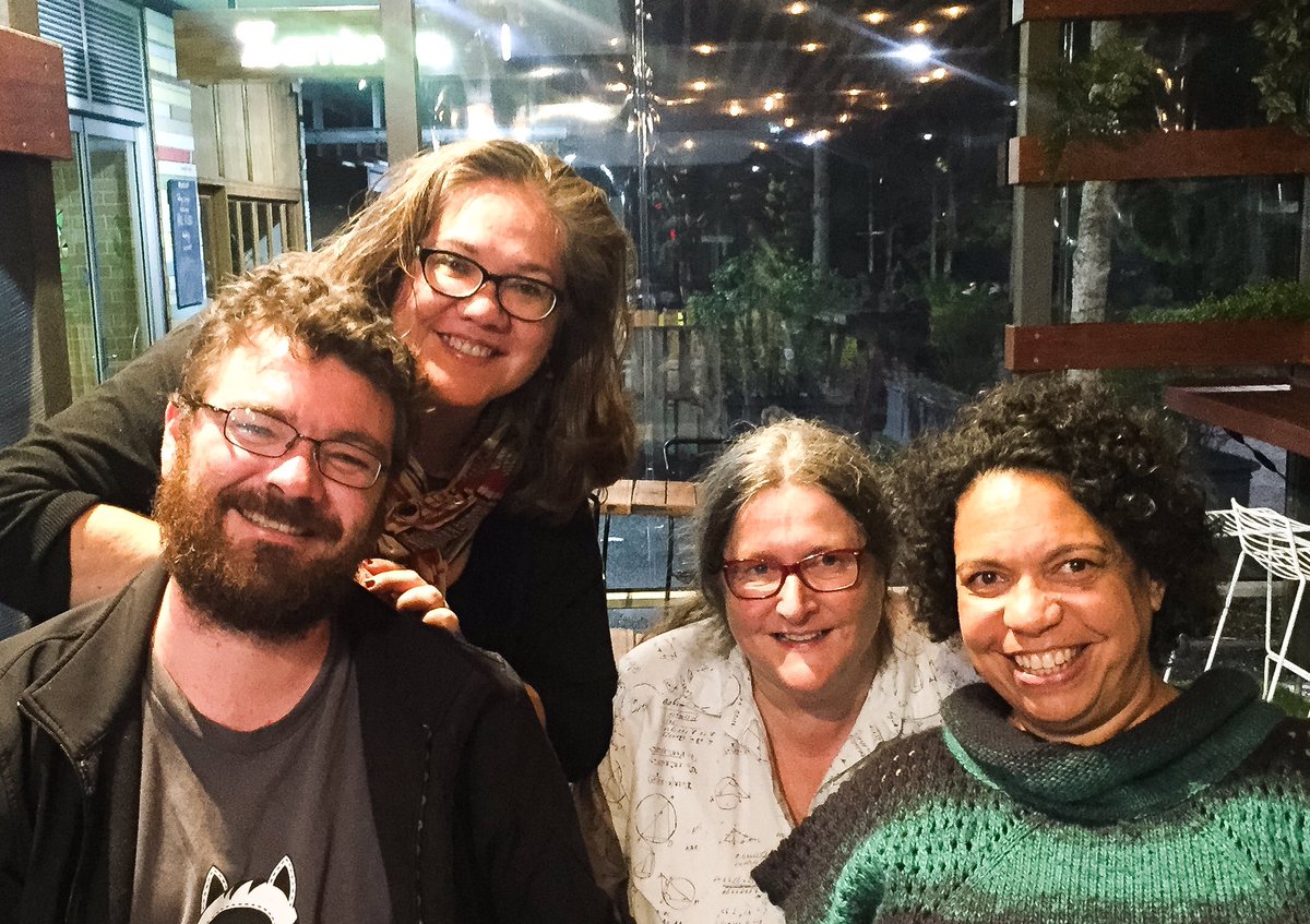 leesawatego's tweet image. Hanging with these deadly peeps. Thanks #QUTcommunicate #DDSYM16 @DrSRP1 @LukeLPearson @brendam