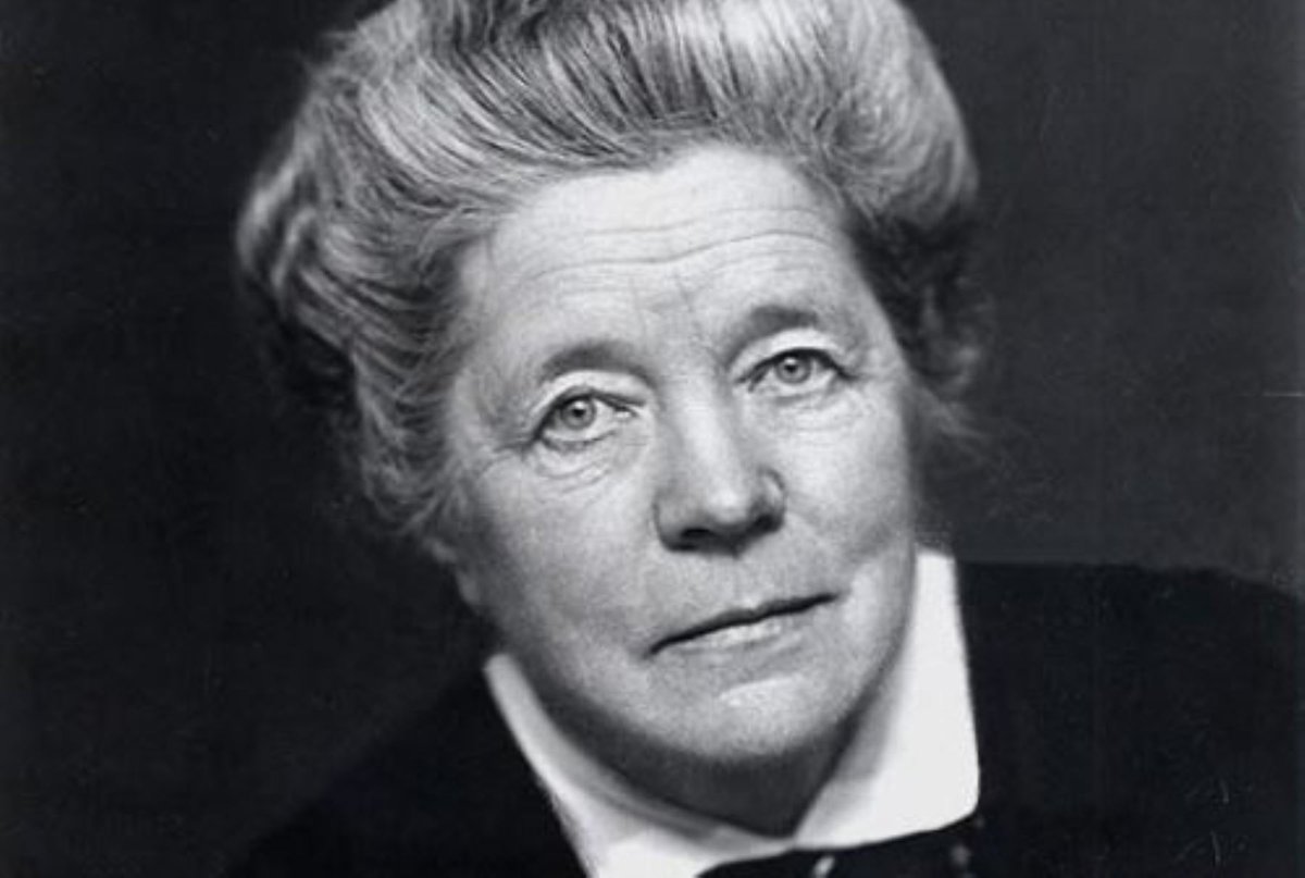 CafeParaLeer's tweet photo. "Nada en la tierra puede compensar la pérdida de alguien que te ha amado".
- Selma Lagerlof https://t.co/QhZvSyj4Of