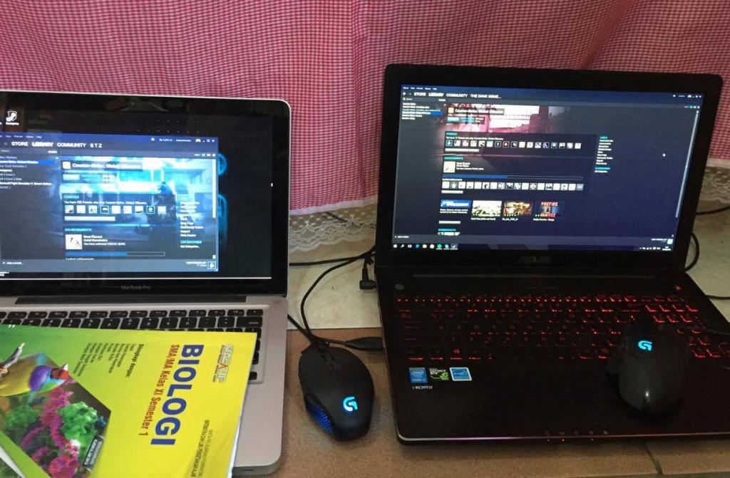 LogitechID's tweet photo. Belajar tetap prioritas utama, gaming hanyalah hiburan semata ^^. Image credit: Donny Nizar Mahendra https://t.co/JvMnay10r4