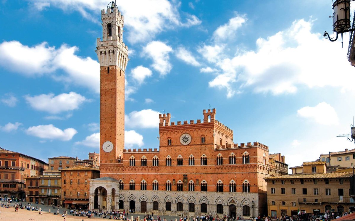 TravelizerPL's tweet photo. Co warto zwiedzić w #Siena #Włochy? https://t.co/1cgIoVxwt0 https://t.co/ghYmjVDmKZ
