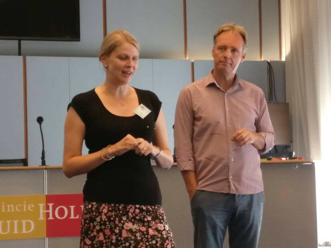 Leren van elkaar over "leren van elkaar". Goede workshop van de gemeente Almere tijdens het #slimmerleren festival.