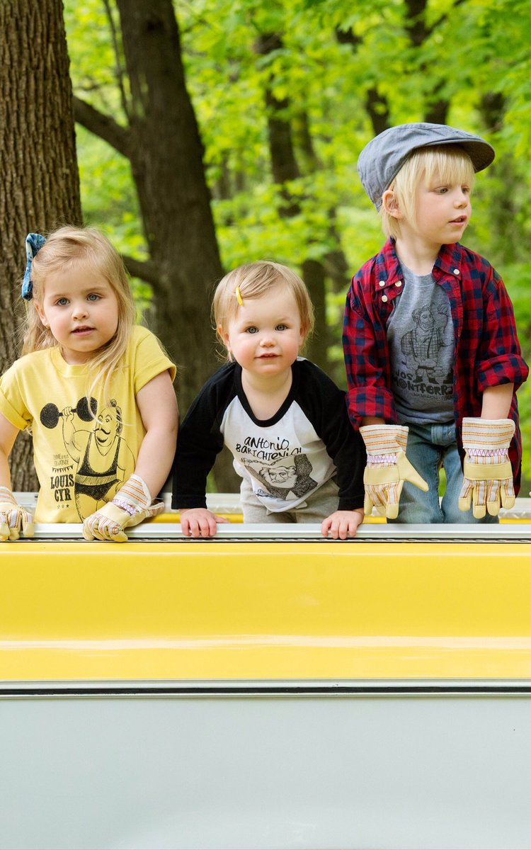 BellesCombines's tweet photo. Vous aussi vous croyez que la culture se porte bien? Collection Hommes Forts du Québec.
https://t.co/yN6AbMfEDo https://t.co/hkGl3maVIA