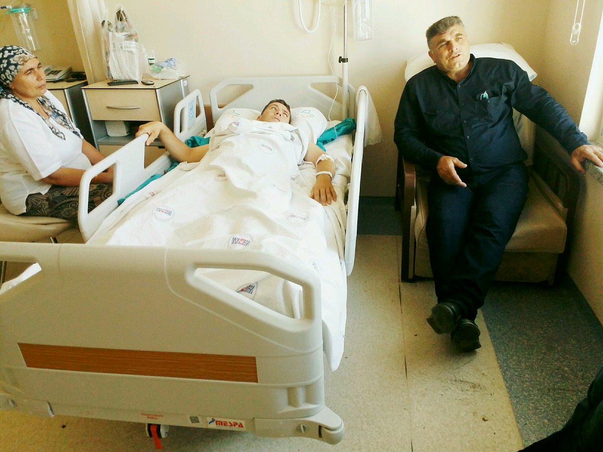 NalanDoymaz's tweet photo. Aliş abiye ziyaret ☺ (@ Nazilli Devlet Hastanesi in Nazilli, Aydın) https://t.co/vJCvrgosUf https://t.co/iMaZXdrmX3