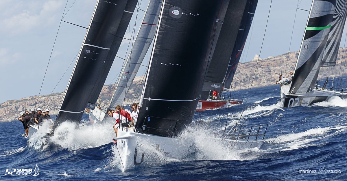 Sun and breeze greeted the TP52s for <a href="/52SUPERSERIES/">52 SUPER SERIES</a> Worlds. Highlights at bit.ly/2cAeDoz 📸 <a href="/martinezsailing/">Martinez Studio</a>