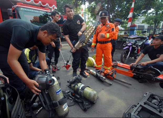 Amankan PON XIX, Pasukan Penjinak Api Siapkan Peralatan Canggih dlvr.it/MGScZT