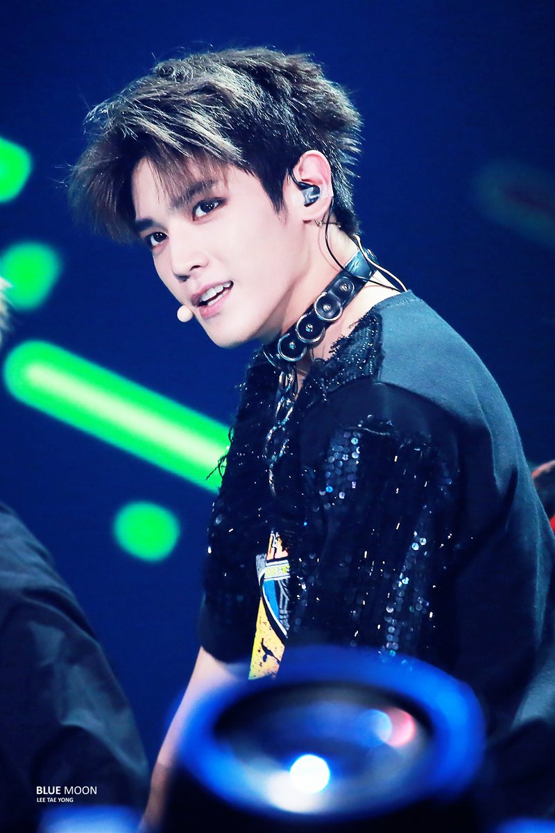 bluemoon_0701's tweet photo. 멋진 태용이와 함께 즐겁고 풍성한 한가위 보내세용!! 🙇💕 #NCT127 #TAEYONG #태용 https://t.co/HAOTITp2G4