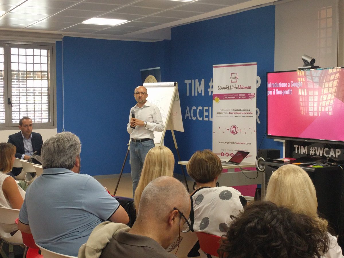 LiviaBett's tweet photo. @WorkWideWomen @googleitalia @timwcap https://t.co/RhaamCKZN7