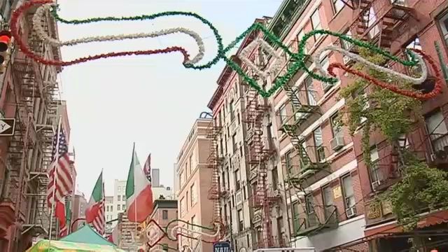 NY1's tweet photo. Feast of #SanGennaro Begins Today in #LittleItaly: https://t.co/JFJoVBJBTe https://t.co/RvkZAm9ai1