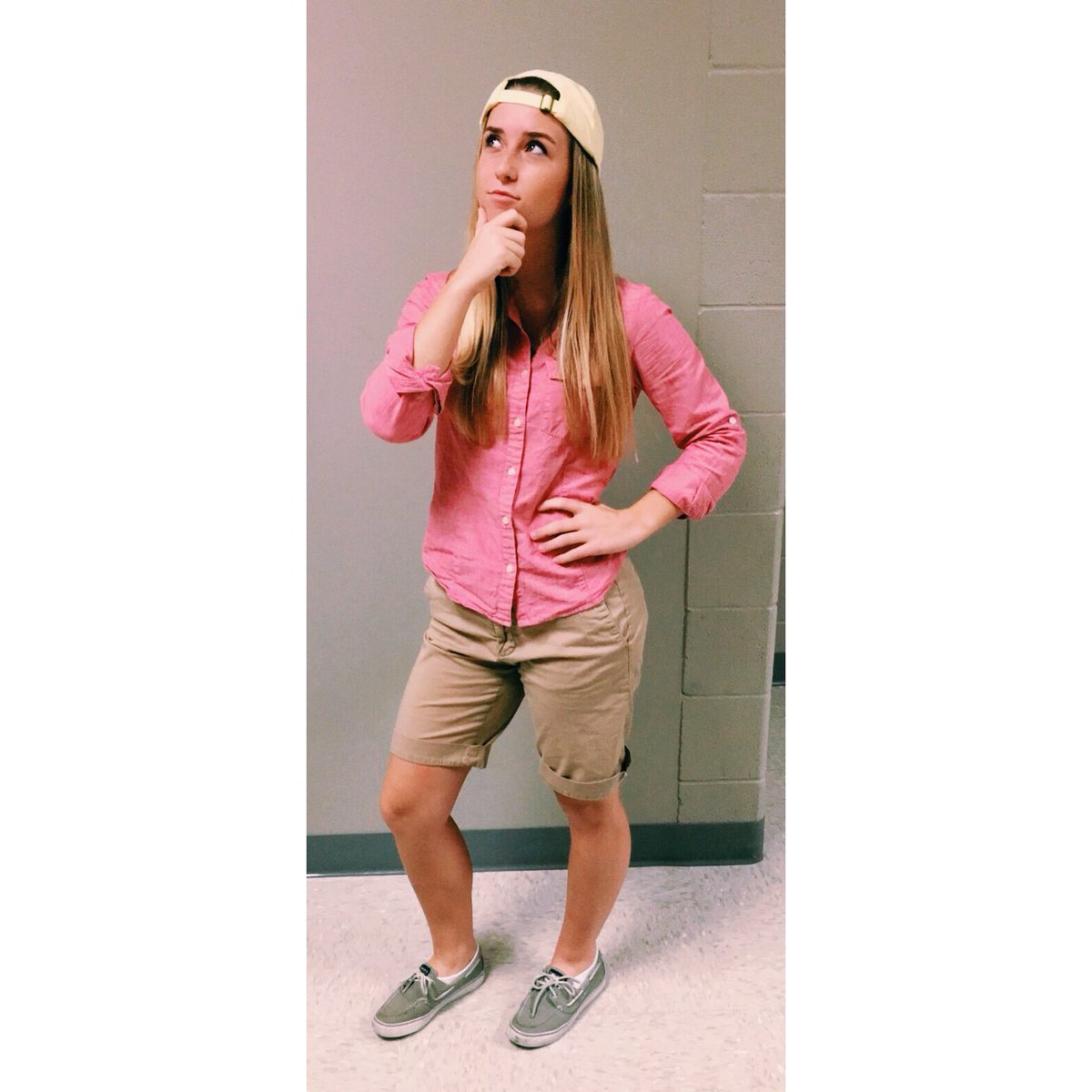 JessaLee2's tweet photo. coming to a frat house near you🔧 @GHS_Homecoming https://t.co/ut4pixPbiJ