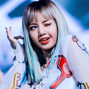lisamanobanpics's tweet photo. Lisa icons https://t.co/8W7KTgH6nA