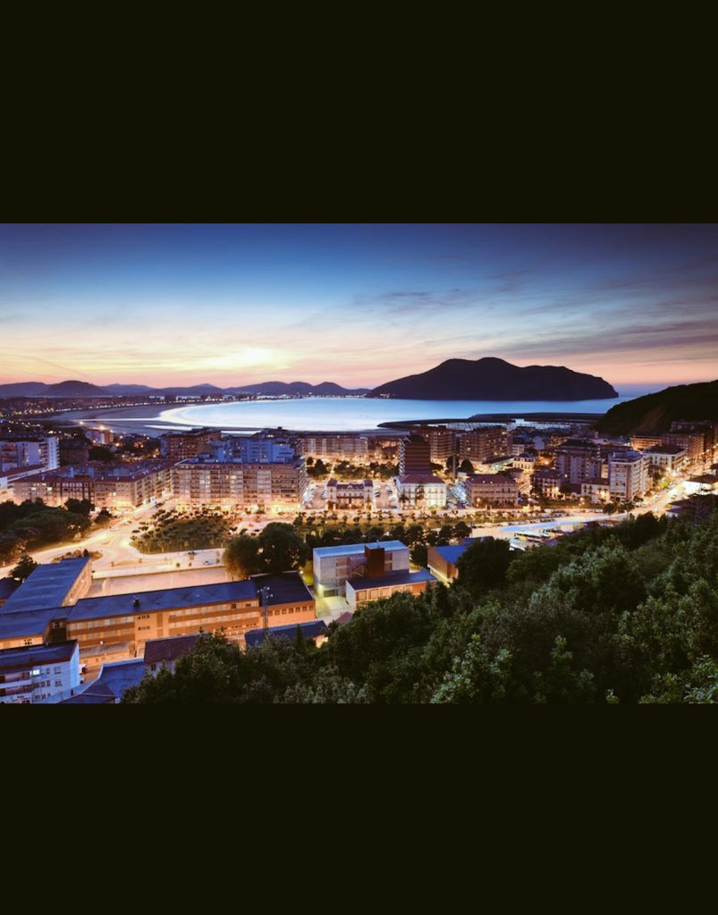 Luciiadiazz's tweet photo. Feliz día de la mejor tierra que hay en España, Cantabria😍👇 https://t.co/P8YZY3vP6G
