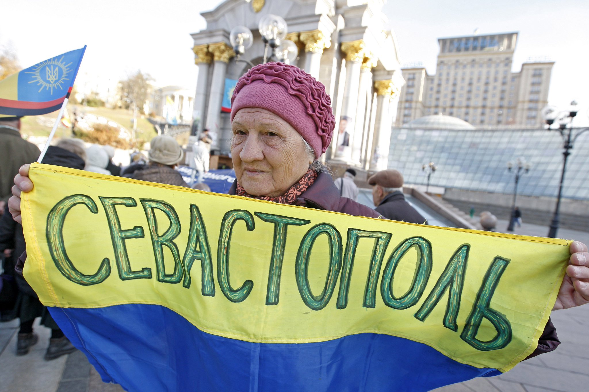 Россия возвращает украину. Крым Украина. Крым украинский. Украинцы в Крыму. Украинцы в России.