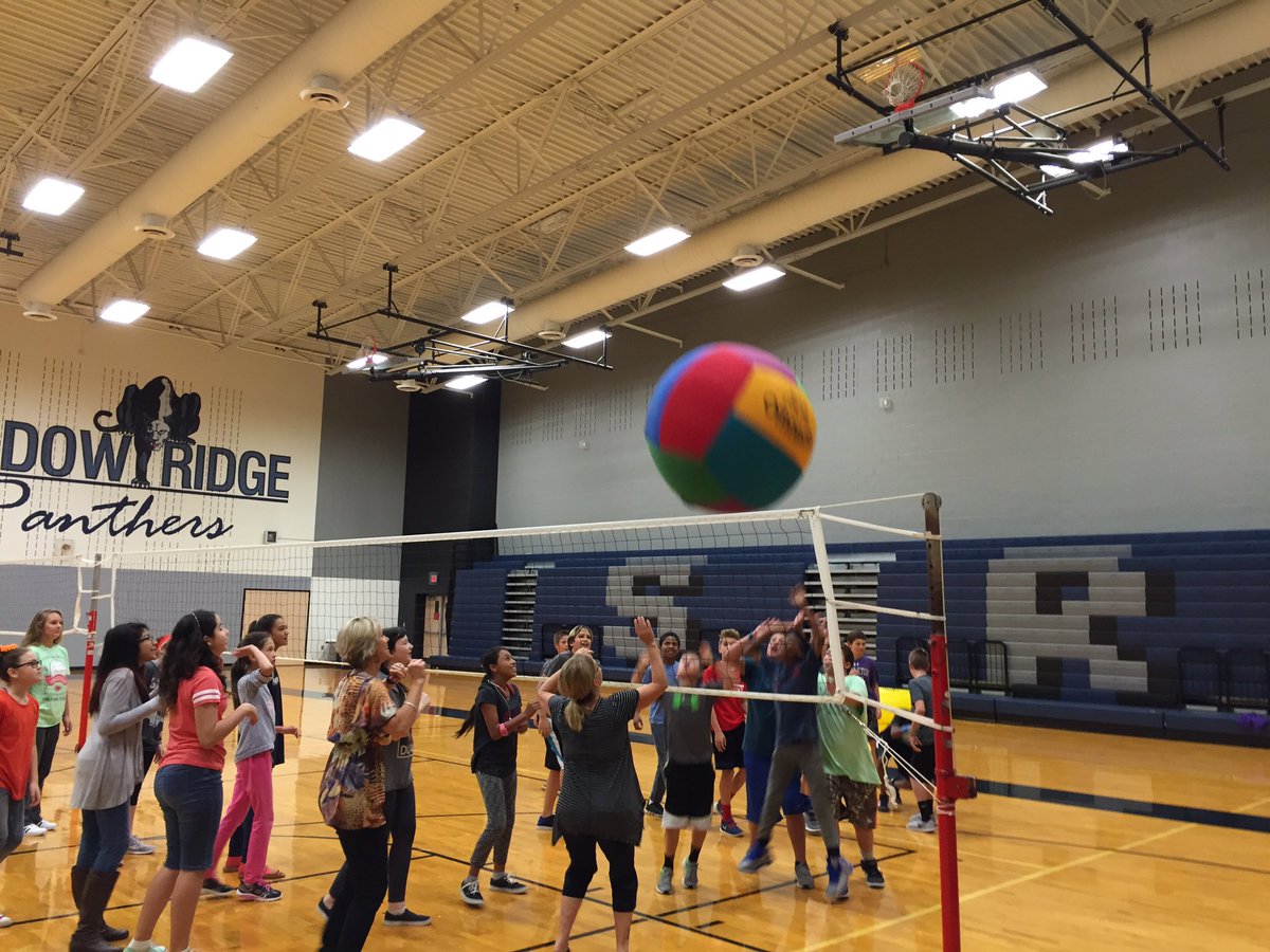 kimboydsrms's tweet photo. Students &amp; teachers play at first RAPP (Random Acts of Panther Pride) party! #LISDthrive #SRMSthrive https://t.co/LjVExRee1M