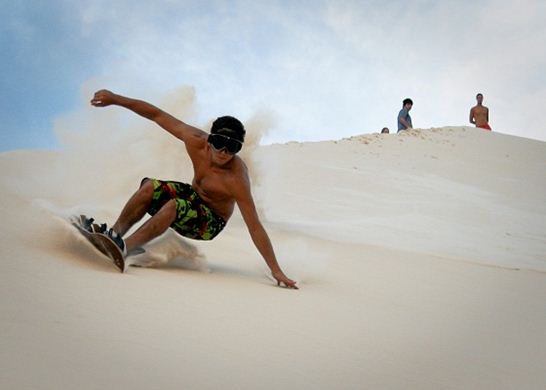 Infinity_Waves's tweet photo. SANDBOARDING
consiste en descender dunas o cerros de arena, con tablas especiales parecidas a las del Snowboarding. https://t.co/MAcvnnMlvg