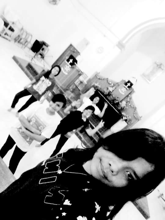 rossynanda91's tweet photo. Kebersamaan bersama teman di rumah Tuhan #RYS https://t.co/HMoeOJoGRZ