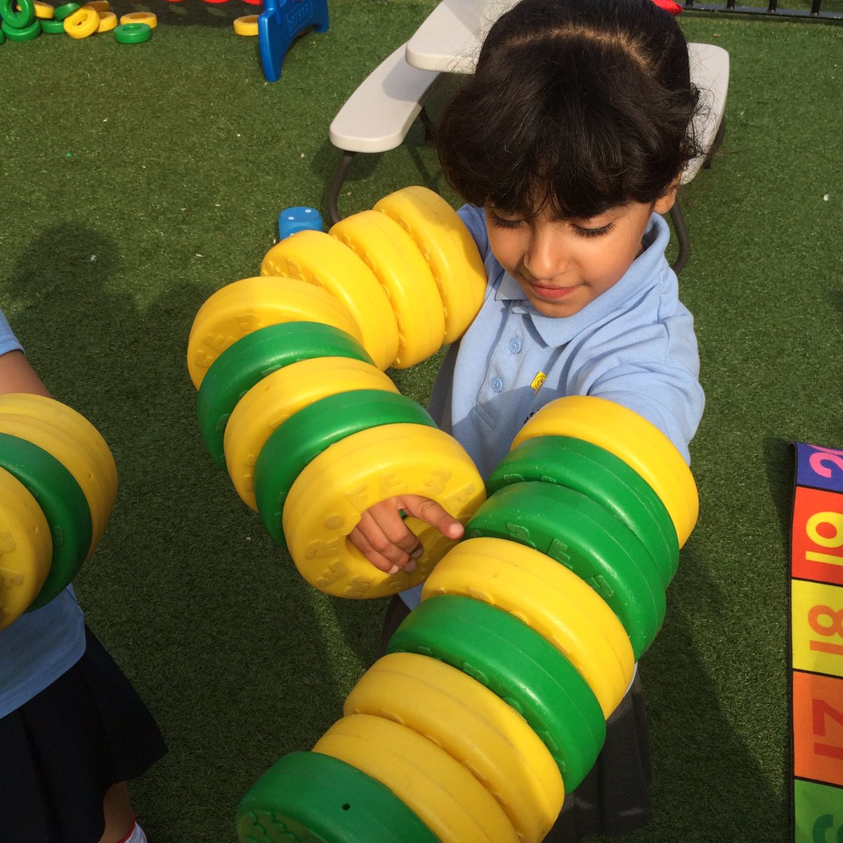 MissCullender's tweet photo. Today in #maths we showed each other what numbers we could count in different ways @PleasantStPrim #ActiveLearning https://t.co/pJUSqdHk3y