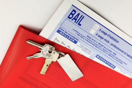 dispofi's tweet photo. Les bons réflexes pour mettre un #logement en #location : signer le bail et l'état des lieux https://t.co/rXImvwSLAO https://t.co/4fVlr8oL5c