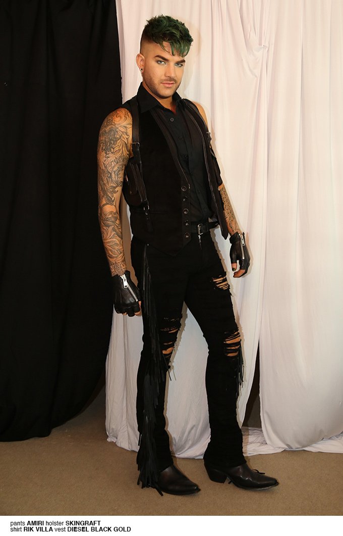 1883Magazine's tweet photo. We head backstage w/ @QueenWillRock + @adamlambert in #TelAviv for some exclusive 1st looks https://t.co/8XaqOMLfgF https://t.co/swJwfqsWeq