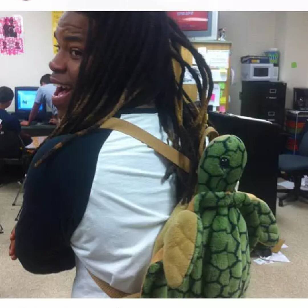 destinygillyxo's tweet photo. #TYRONEBASS #ONEYEARLATER #BLACKLIVESMATTER https://t.co/ChMMslHFQE