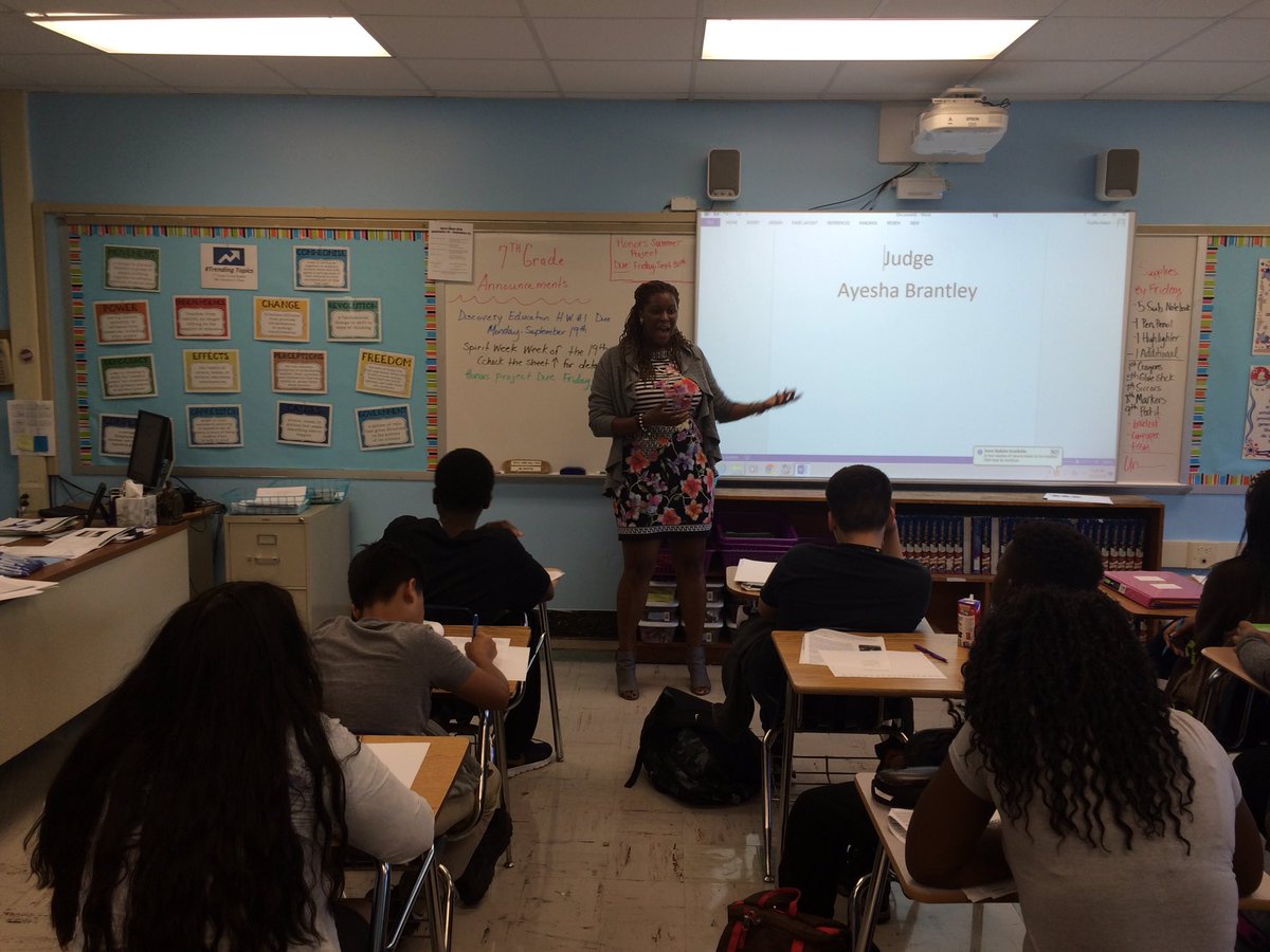 rhondataylor03's tweet photo. Judge Brantley... awesome with our scholars # Lawyers in the Classroom https://t.co/HUs385tpNk