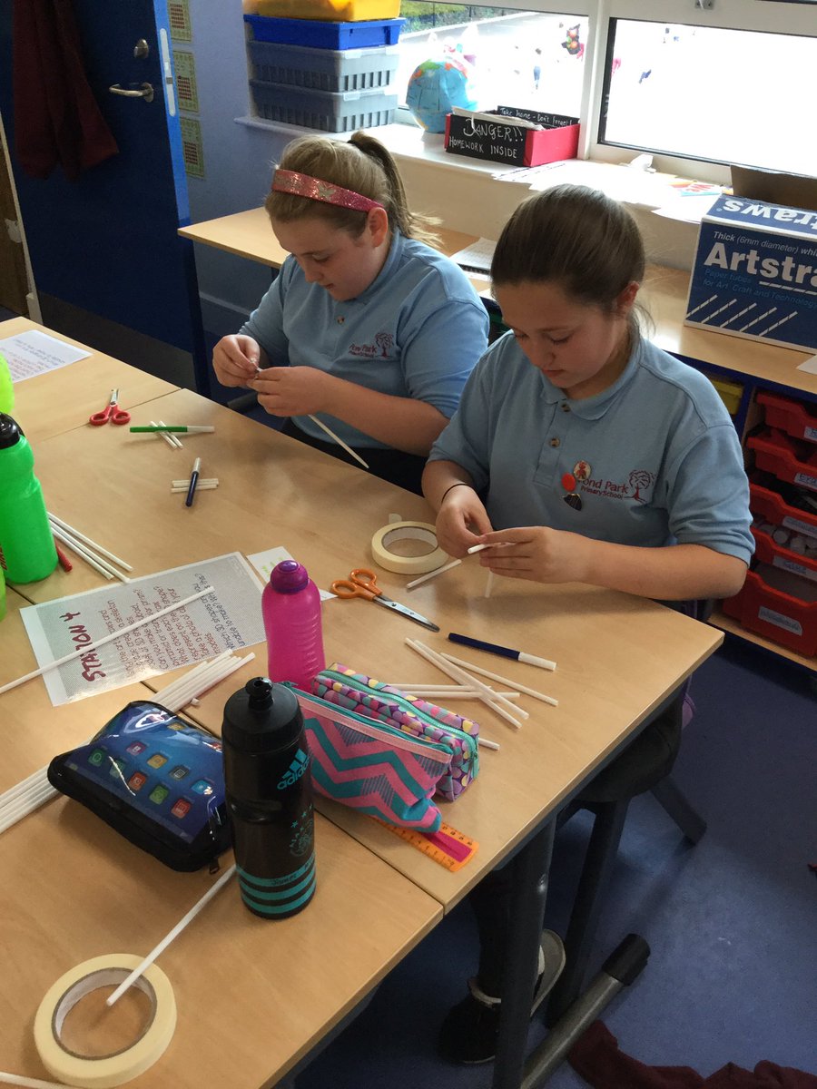 pondparkp7's tweet photo. Developing our 3D shape knowledge. #mathsstations https://t.co/DD79ZCrUW1
