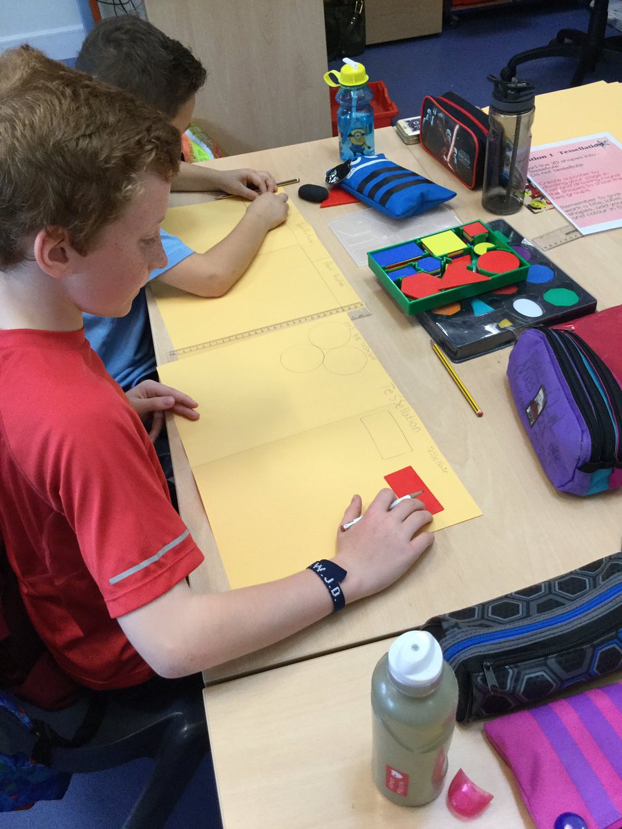 pondparkp7's tweet photo. Developing our 3D shape knowledge. #mathsstations https://t.co/DD79ZCrUW1