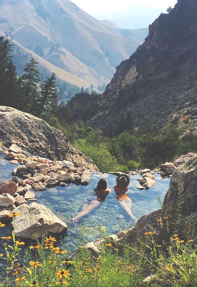 I'd chill here forever 😍
