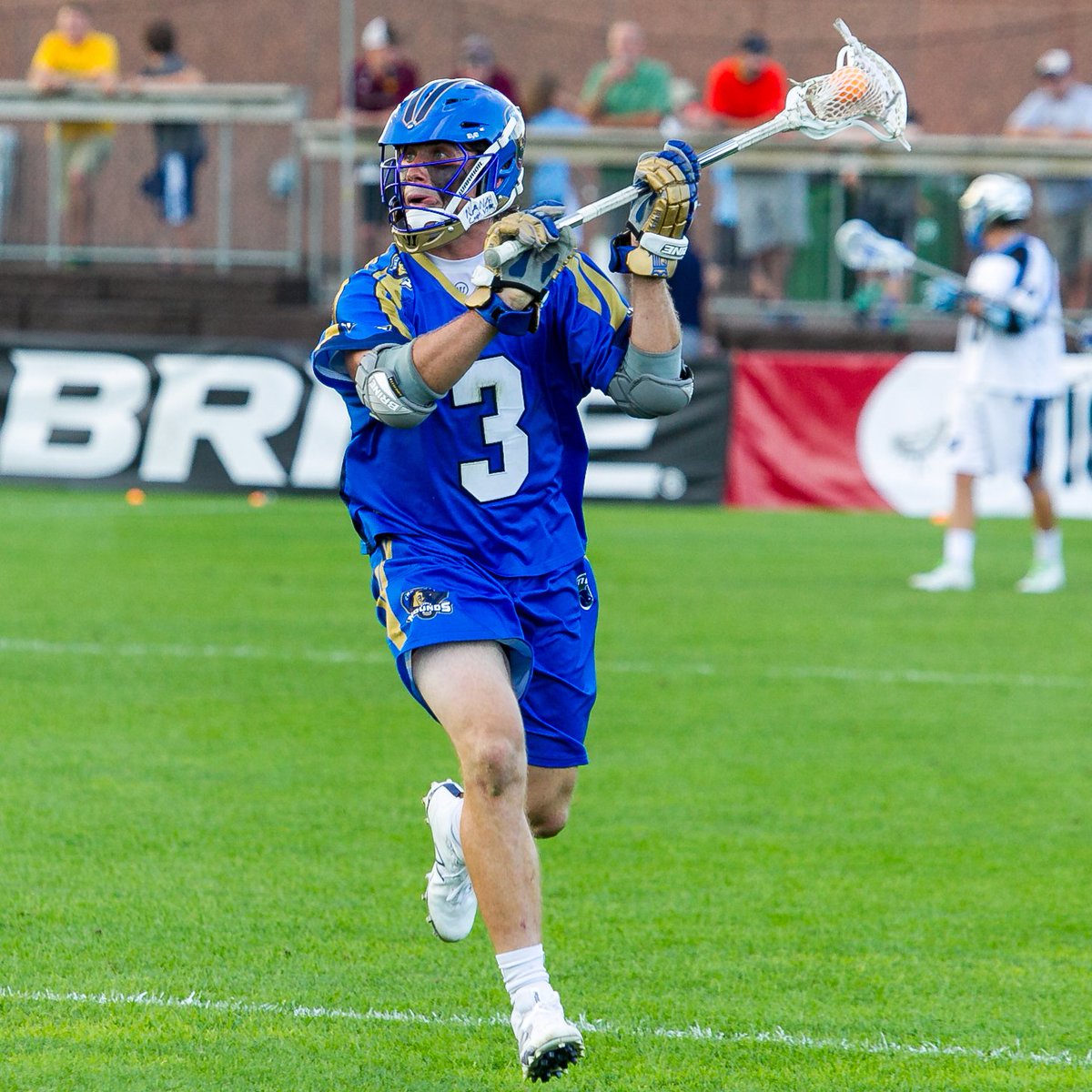 brine_wlax's tweet photo. The versatile design of the Dictator & Dictator ST makes them perfect for the open field. #RuleTheX @brabbit_3 https://t.co/FqGaCorqHV