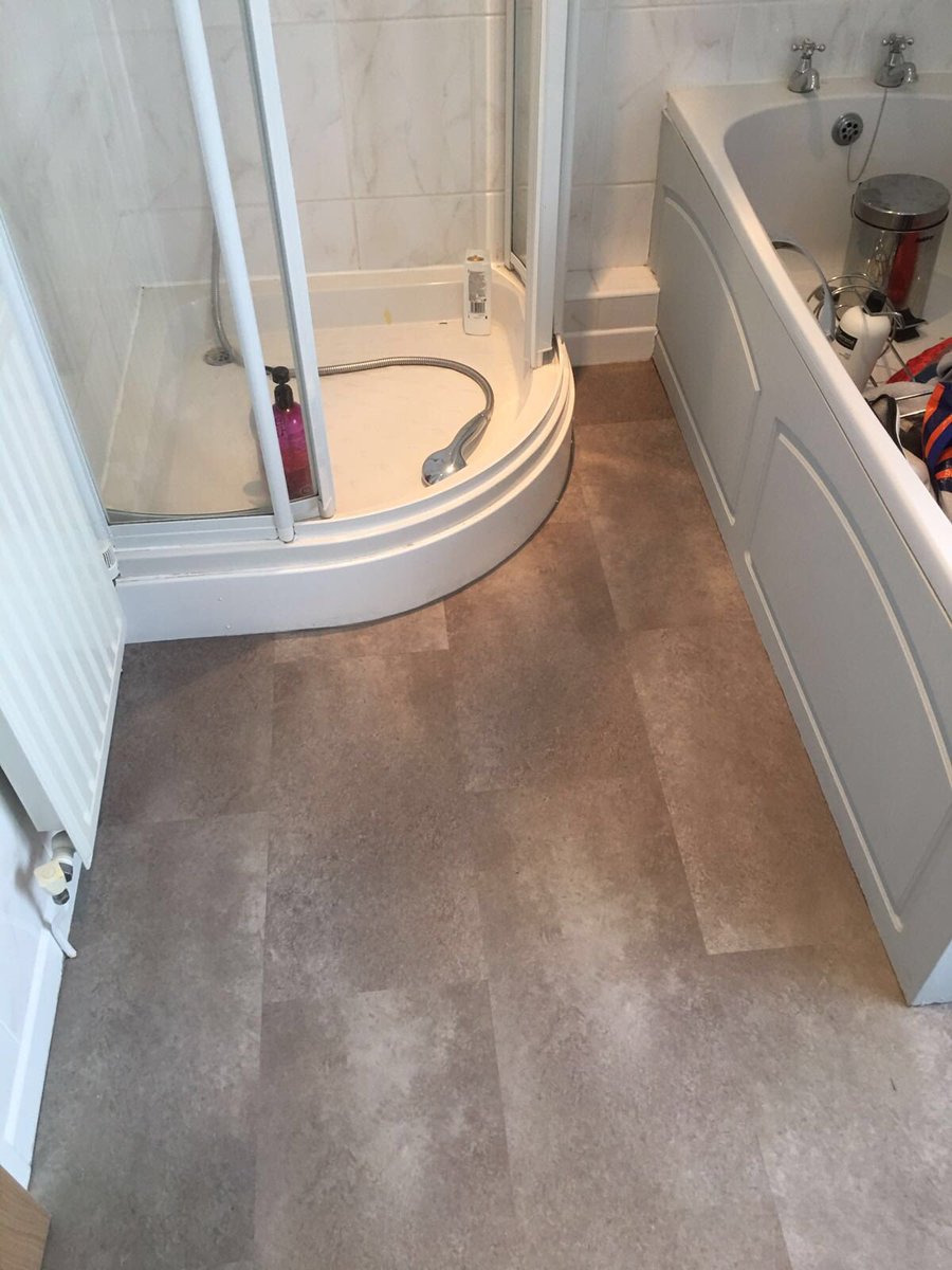 FirstForFloors's tweet photo. @GroupTarkett #ID30 LVT tiles fitted in #bathroom. @SimonTarkettUK ๐ https://t.co/JDPQ9ymGzm