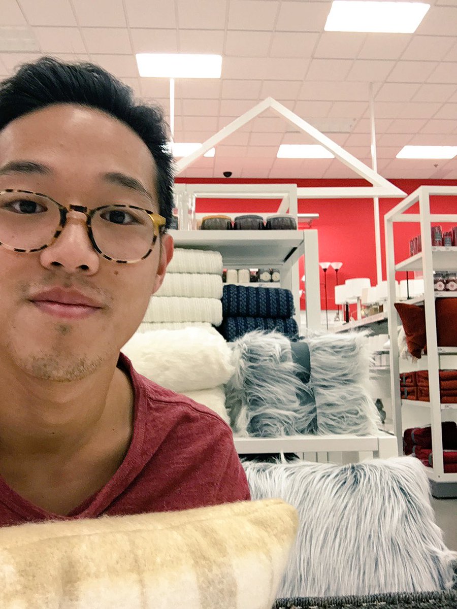 Look at all that texture--fall is finally here! 🍁🍂🍃 #targetstyle #vmlstyle #falliscoming #homedecor #vml #G198 #0995