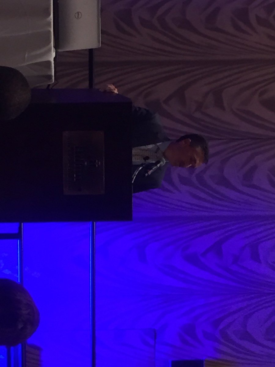 Opening keynote Ray Manista of Northwestern Mutual. #NamwolfInHouston - crowd.cc/s/o9xa