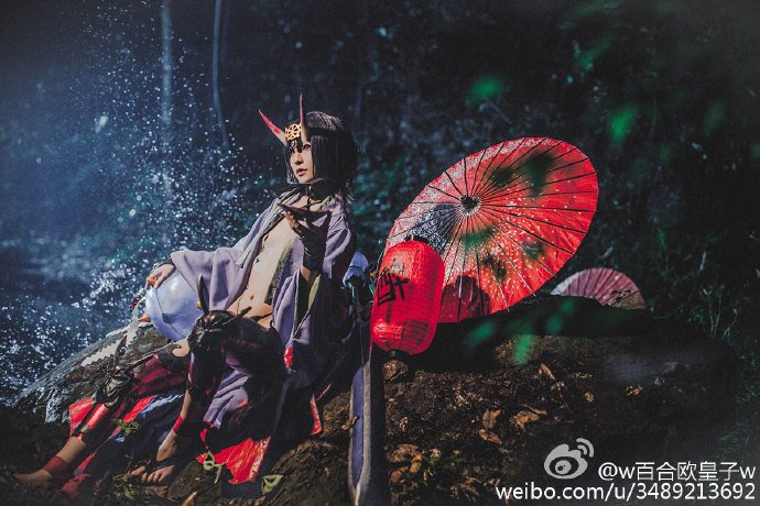 中国の俳優さんがやった Fate Go のギルガメッシュコスプレがすごい 慢心してオタクのおもちゃになるまで Togetter