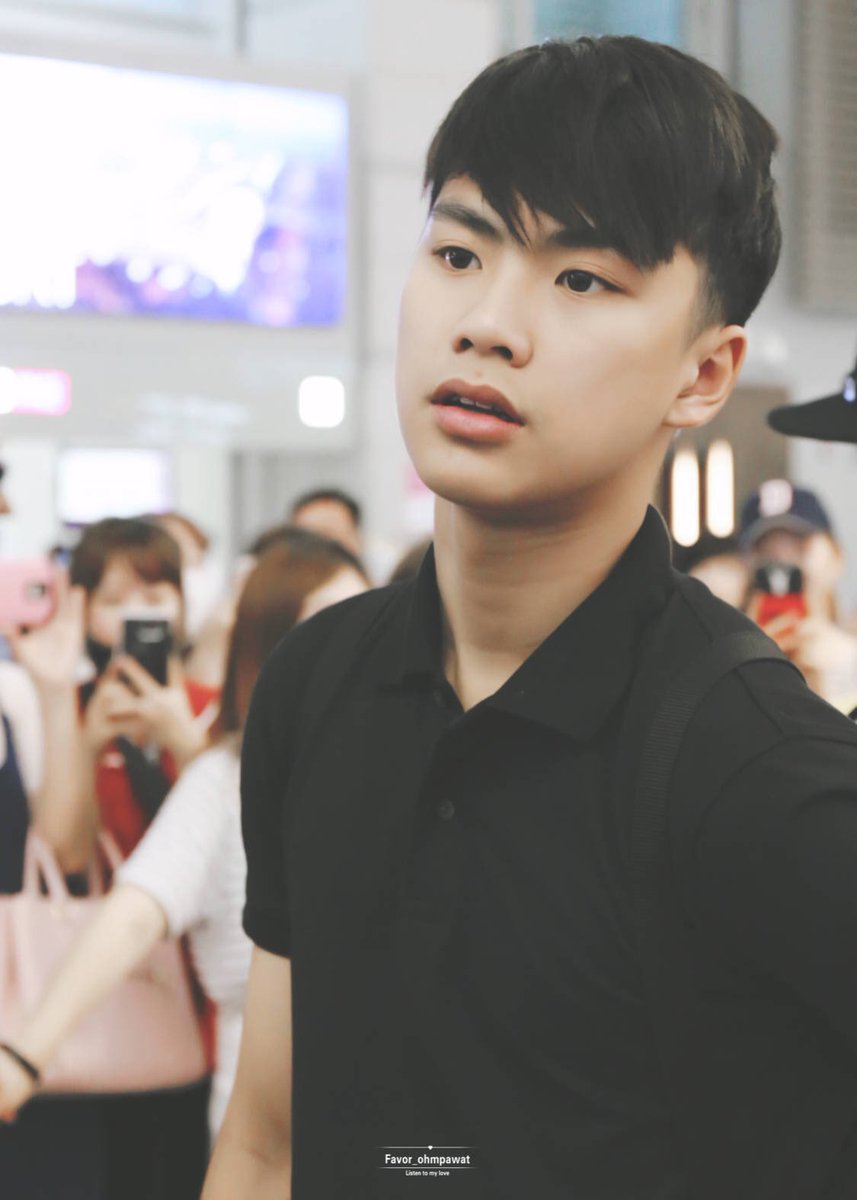 ohmpawatph's tweet photo. All the best 💪🏻💯💯 @ohmpawatt #ohmpawat #makeitrighttheseries https://t.co/ali58uH0DU