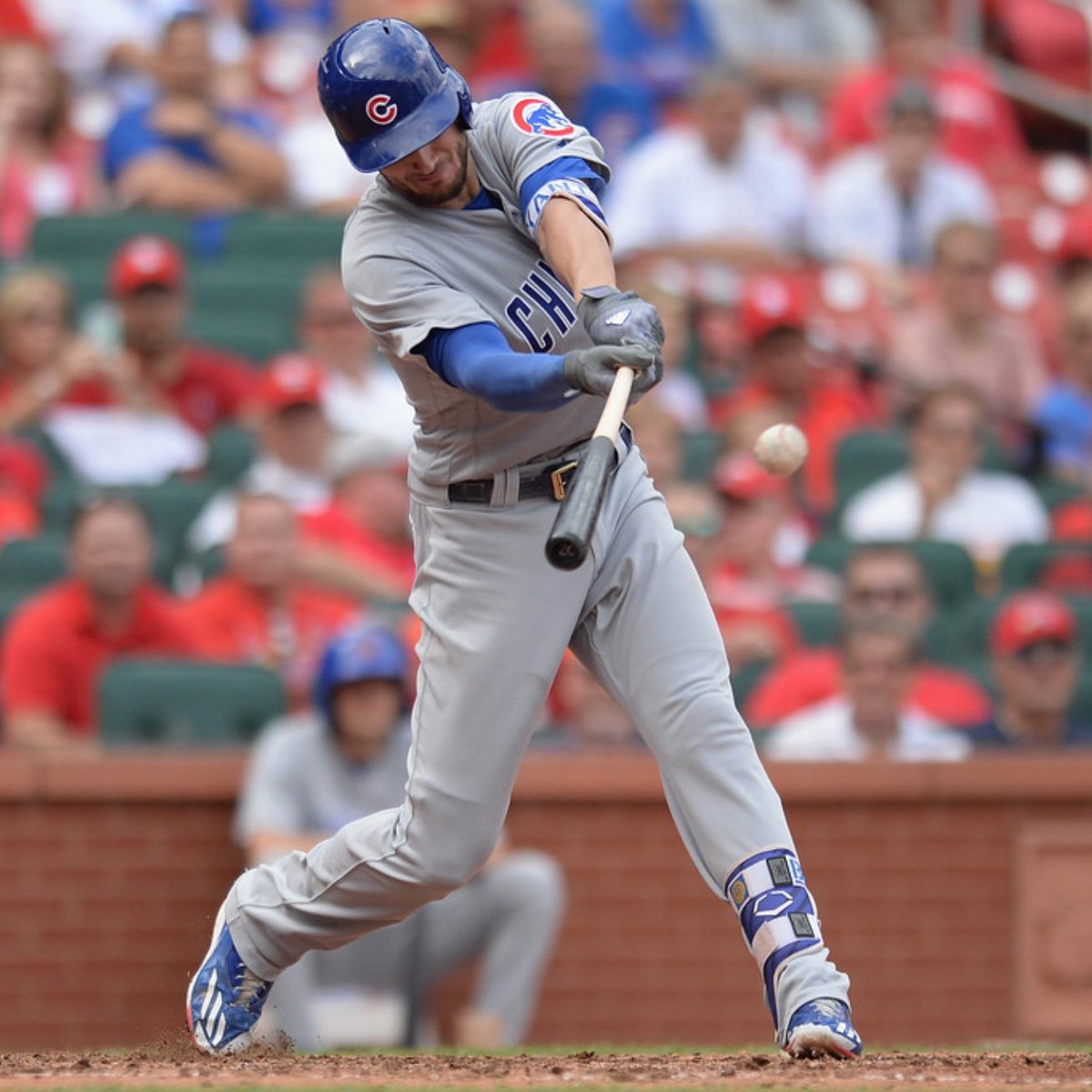 howtheprosroll's tweet photo. #cubs 3B @KrisBryant_23 laces a triple - @adidasBaseball Boost ICON 2.0s, batting gloves @EvoShield guards #htpr https://t.co/qck66KSuif