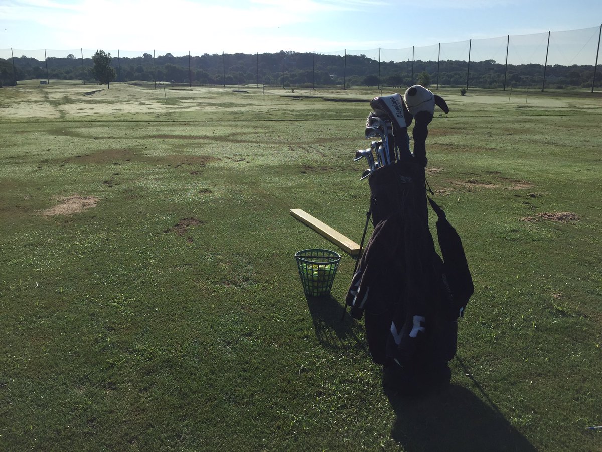 Sunny morning for #golf practice <a href="/JimMcLeanTexas/">Jim McLean Texas</a>.  Tournament is coming up.  #cbs11wx