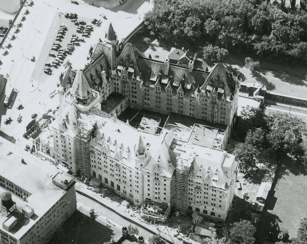First major expansion of #ChateauLaurier in 1928/29. Love it? Hate it? Meh? #613History #Ottawa #MyOttawa #Bytown