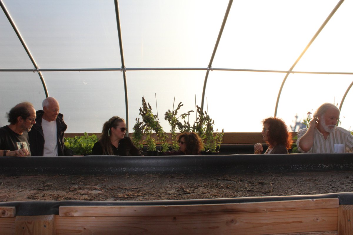 PUSHGreenWNY's tweet image. Yesterday was great weather for a #tour of the #greendevelopmentzone @pushbluewny #greenhouse  was a big hit!