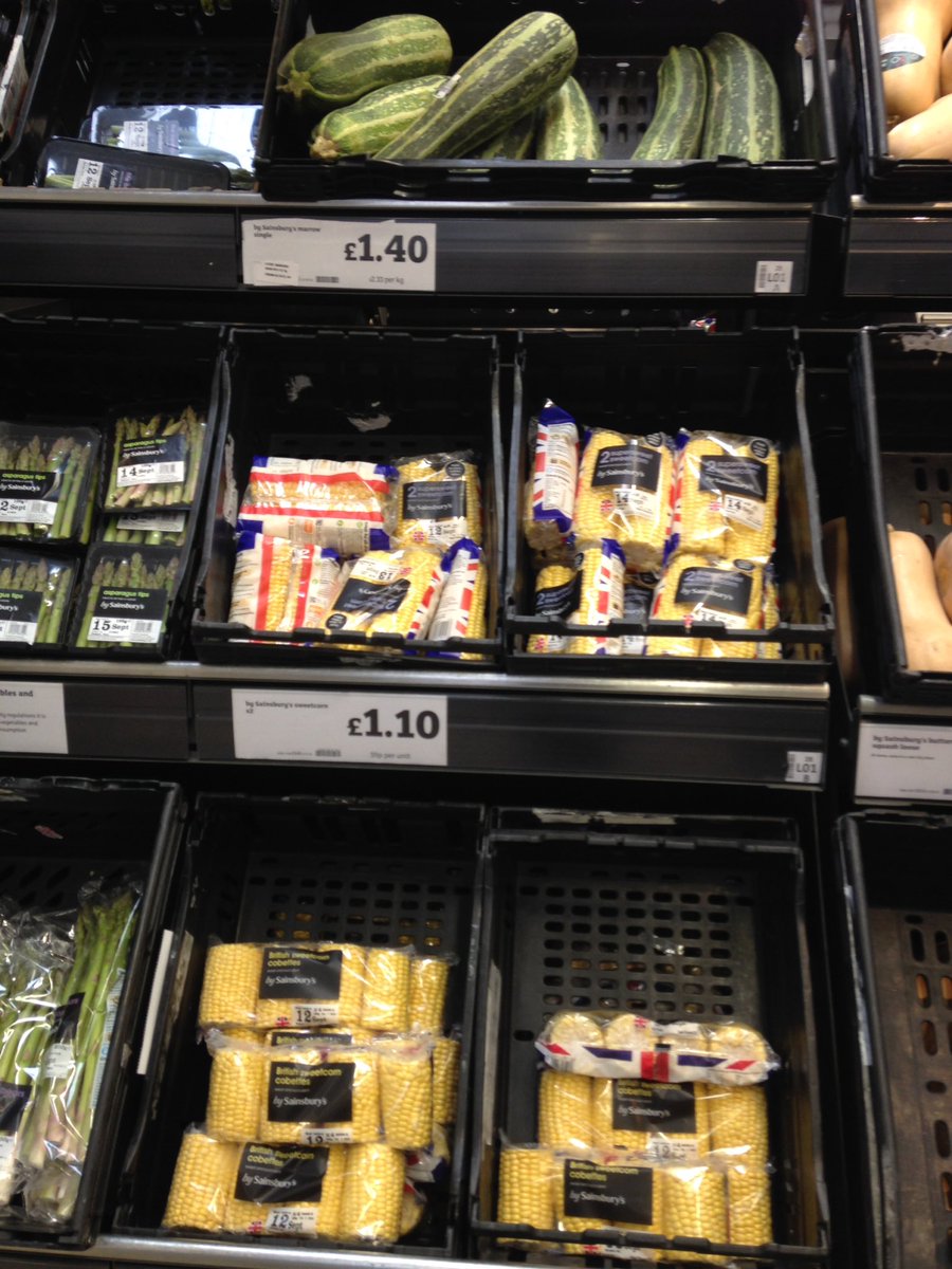 loragracie's tweet image. any updates on the corn situation? Still no fresh corn 😞🌽🌽🌽 #corngate