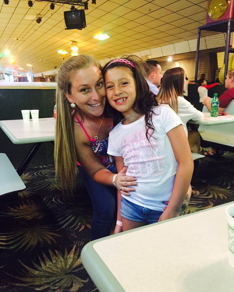 Gabby Contrelli (@gcontrellixo) on Twitter photo 