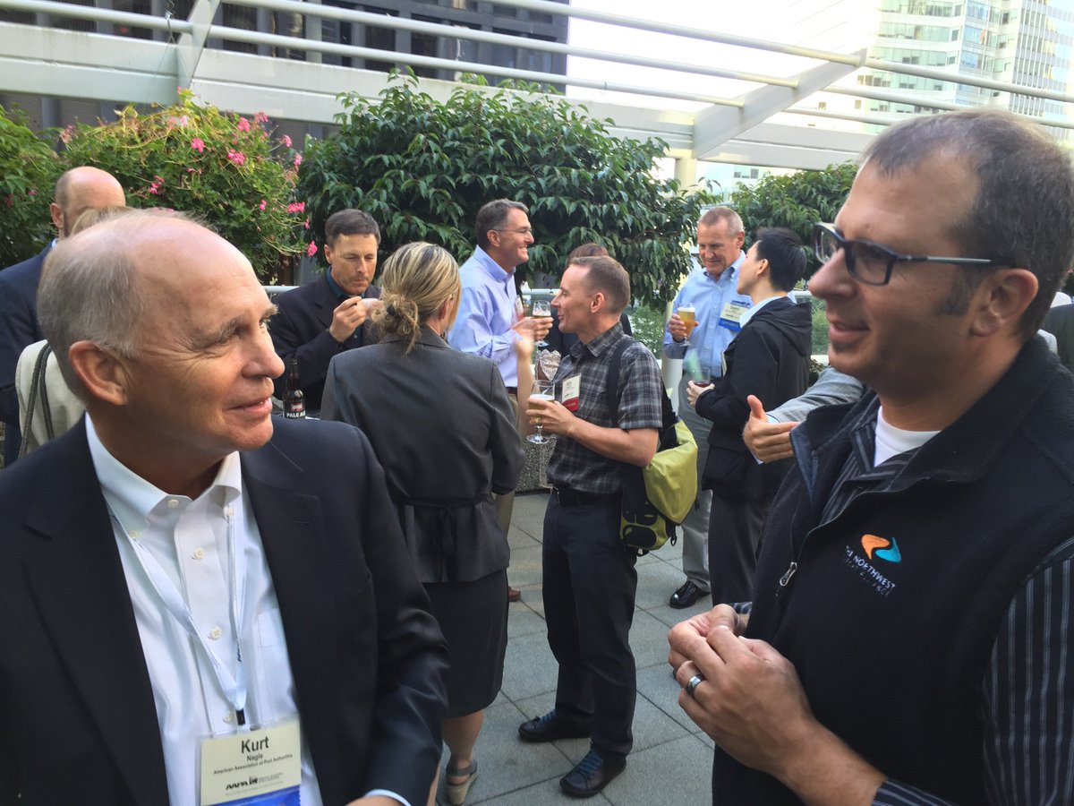 AAPASeaports's tweet photo. Great networking &amp; ideas exchanged @AAPA_Seaports Energy &amp; Enviro reception last nite. Thx @portmetrovan #aapaevents https://t.co/hpsmblJd72