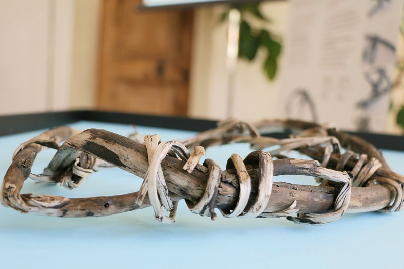 A snowshoe found in the Alps has been dated to around 3800 B.C.  bit.ly/2cS5tVw