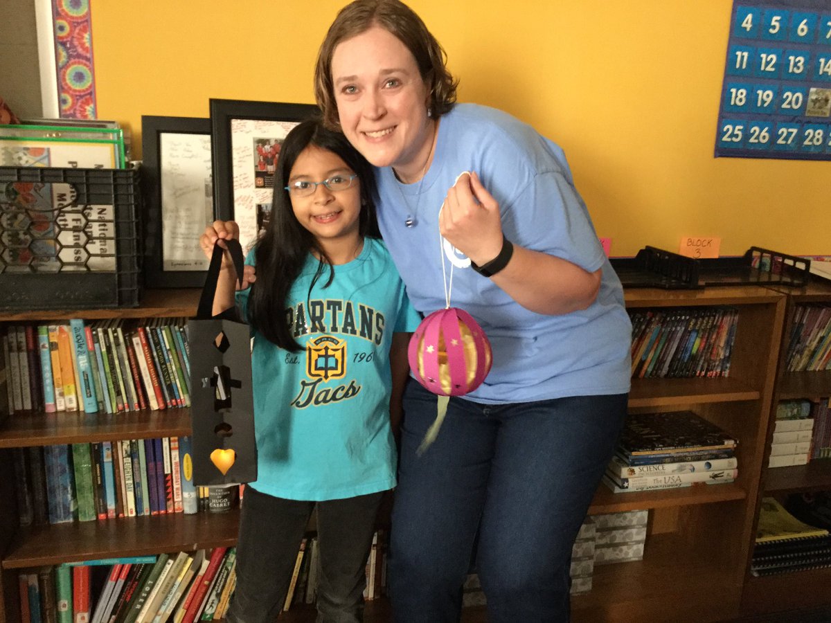 HuberScholars's tweet photo. This sweet student made a lantern for me to use in our parade of lanterns. #NationalHispanicHeritageMonth #gacelem https://t.co/ssyvIN3nLa